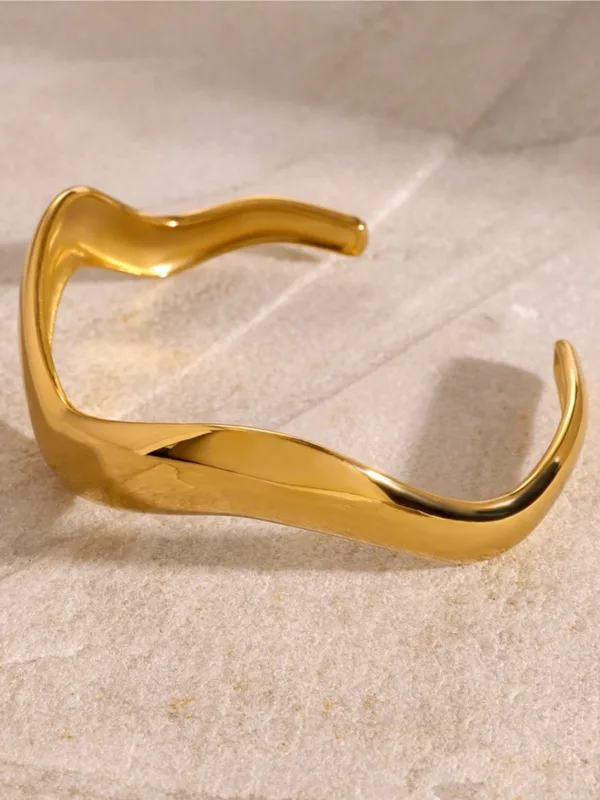 Aurum Flow Cuff Bracelet - Image 3