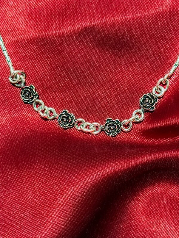 Midnight Rose Anklet - Image 2