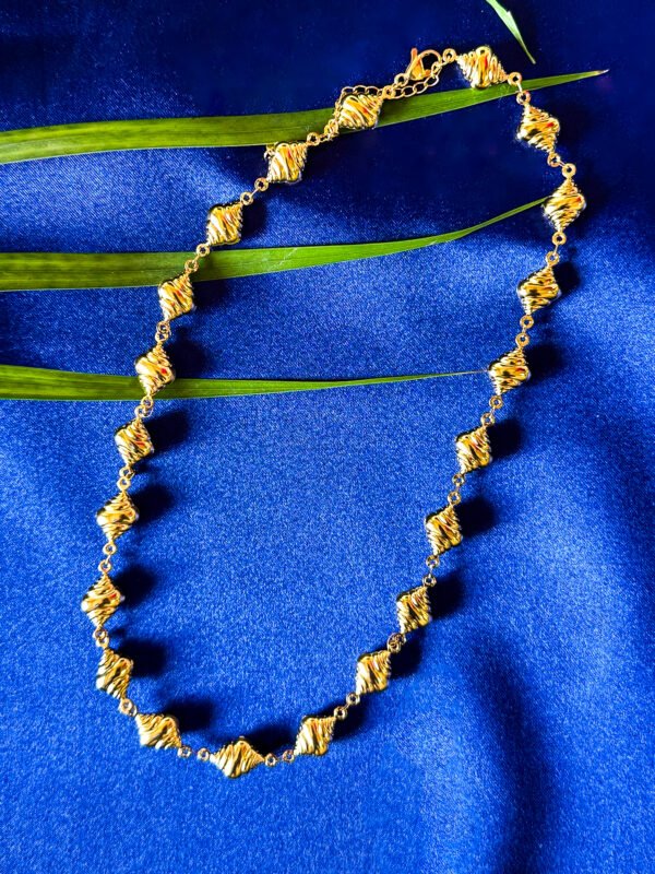 Luminous Ripple Necklace - Image 3